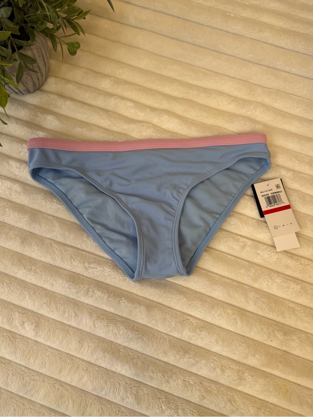 Salt + Cove swim bottoms size XS